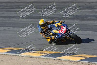 media/Mar-21-2025-CVMA Friday Practice (Fri) [[30cd4fe323]]/2-Racer 1/Session 2 (Bowl)/